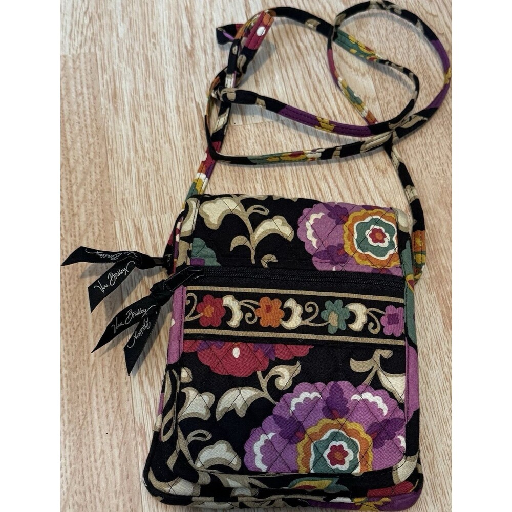 Vera Bradley Floral Crossbody Bag Small Zip, Adjustable Strap, Pockets Charm